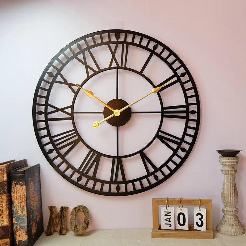 Floroux Charme | Horloge murale en métal élégante au design industriel