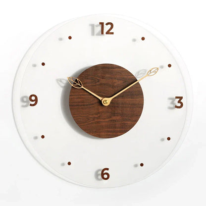 Horloge Murale Noisera – Élégance Naturelle en Bois de Noyer