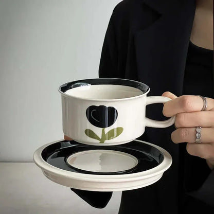 Tasse à café en céramique florale peinte à la main rétro