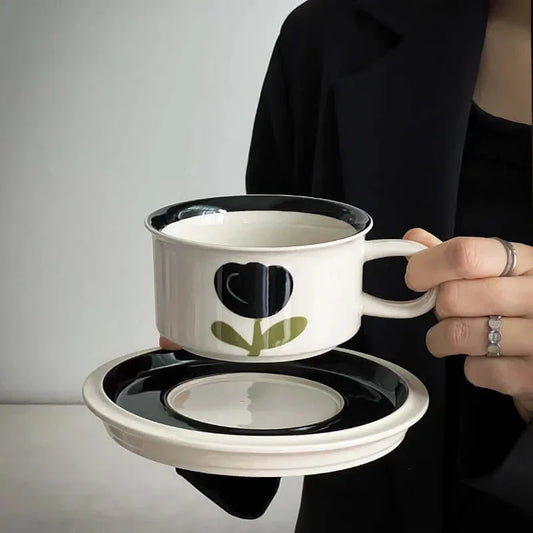 Tasse à café en céramique florale peinte à la main rétro