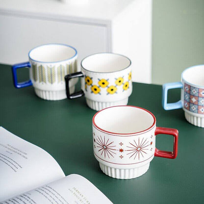 Design moderne des années 50 audacieux | Tasses nordiques dans 4 styles différents