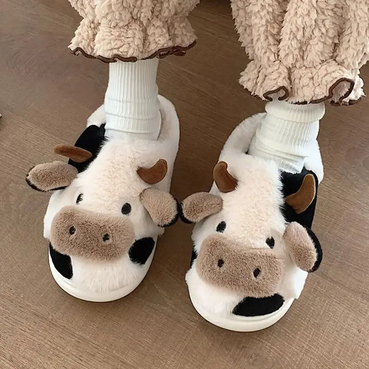 Chaussons Douillets en Peluche - Modèle Vache Amusant