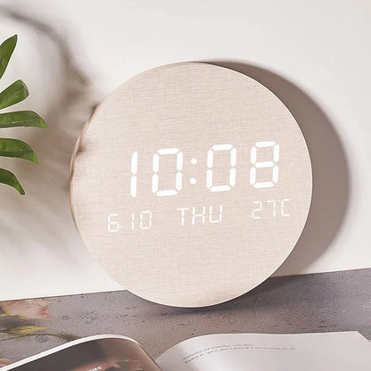 BoisTempo – Horloge de Bureau en Bois avec Alarme et Affichage LED