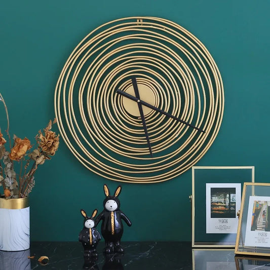 ScandiCadran – Horloge Murale Ronde Silencieuse en Métal