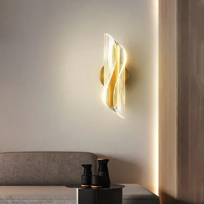 Applique murale de style nordique en or – Élégance et efficacité dans l'éclairage moderne