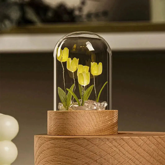 ÉclatTulipe - Lampe de Nuit Faite à la Main en Verre