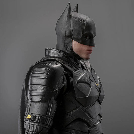 Fondjoy Figurine d'Action Batman Échelle 1/9 - Édition Deluxe Collection, Cadeau d'Anniversaire Parfait pour Garçons, Hommage au 85ème Anniversaire