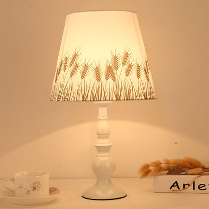 Floroux Lampe de Table Exclusive avec Abat-jour en Tissu | Motif Floral | Design de Vase | Fonction de Dimming LED | Éclairage Élégant pour la Maison