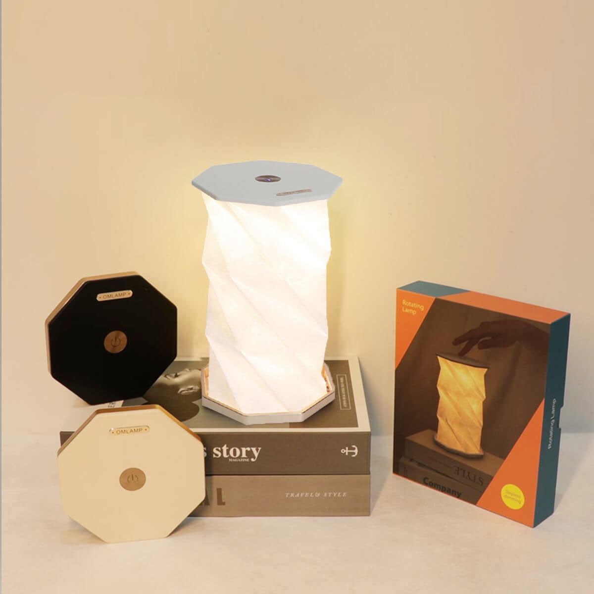 Lampe de nuit LED en bois rotatif