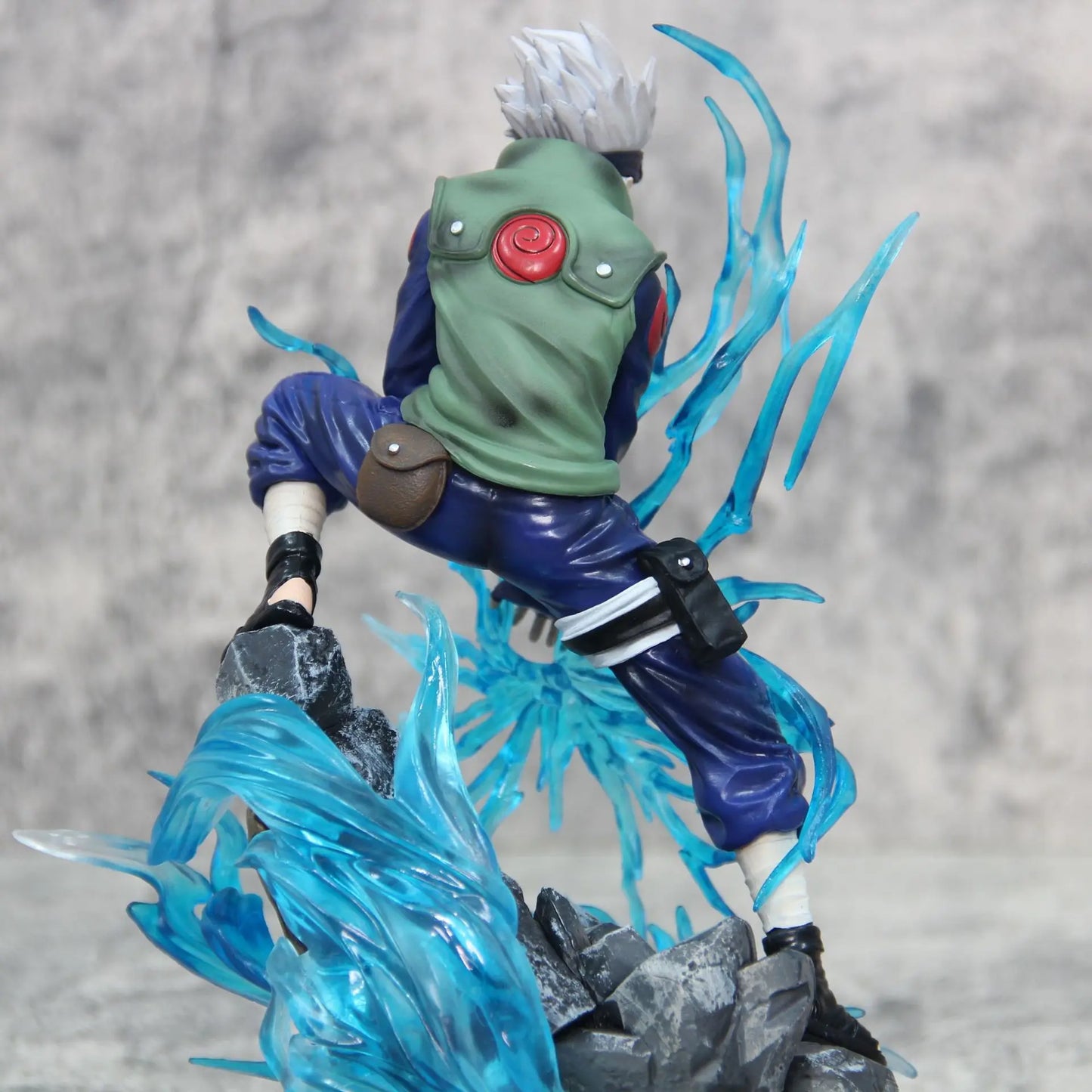 Figurine détaillée en PVC Naruto - Poupée modèle Kakashi Hatake pour collectionneurs d'anime, cadeaux et décoration intérieure 24 cm (9,4 pouces)