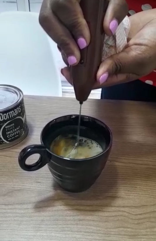 Batterie de fouet à lait/café