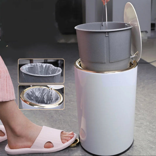 Poubelle à pédale en acier inoxydable avec seau intérieur amovible