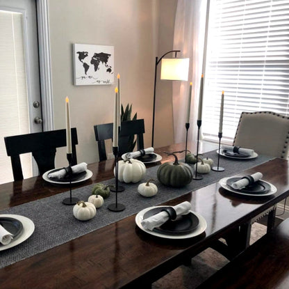 Ensemble de 3 bougeoirs en laiton plaqué or de style européen