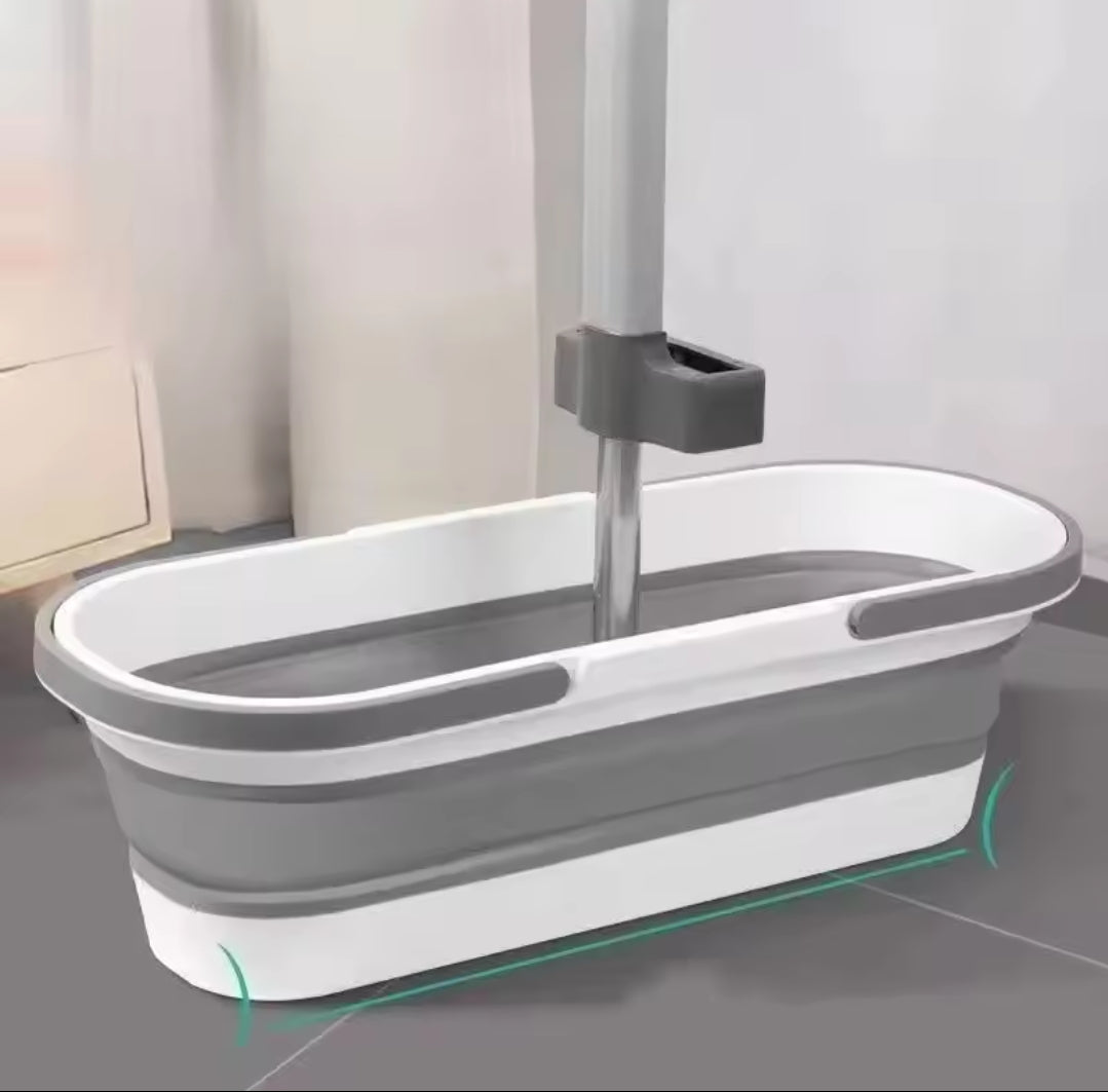 Seau pliable collapsible