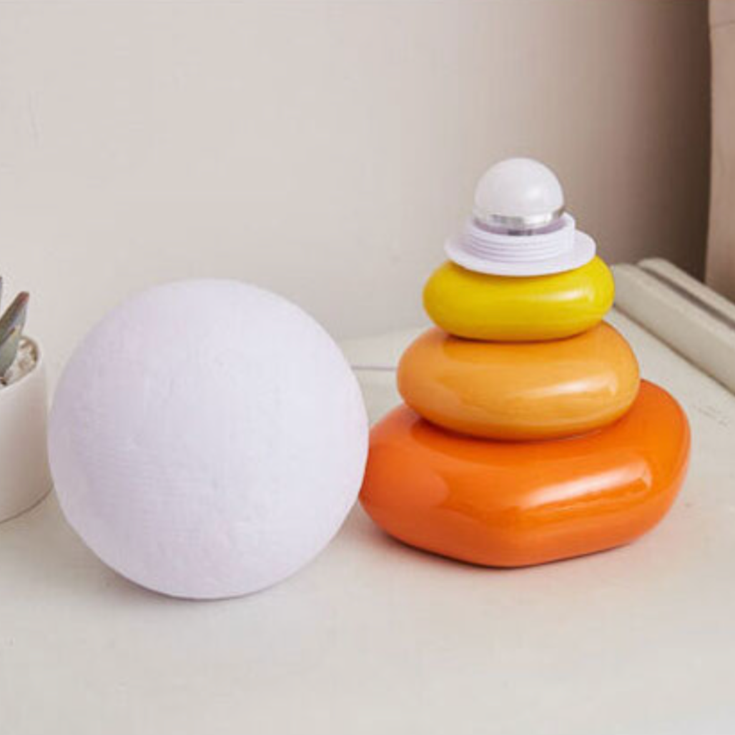 Lampe de table en céramique Egg Moon