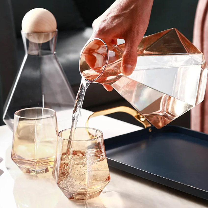 Floroux Diamond Design Drinking Glass Set (5 pieces) | Luxurious glass design for stylish drinks