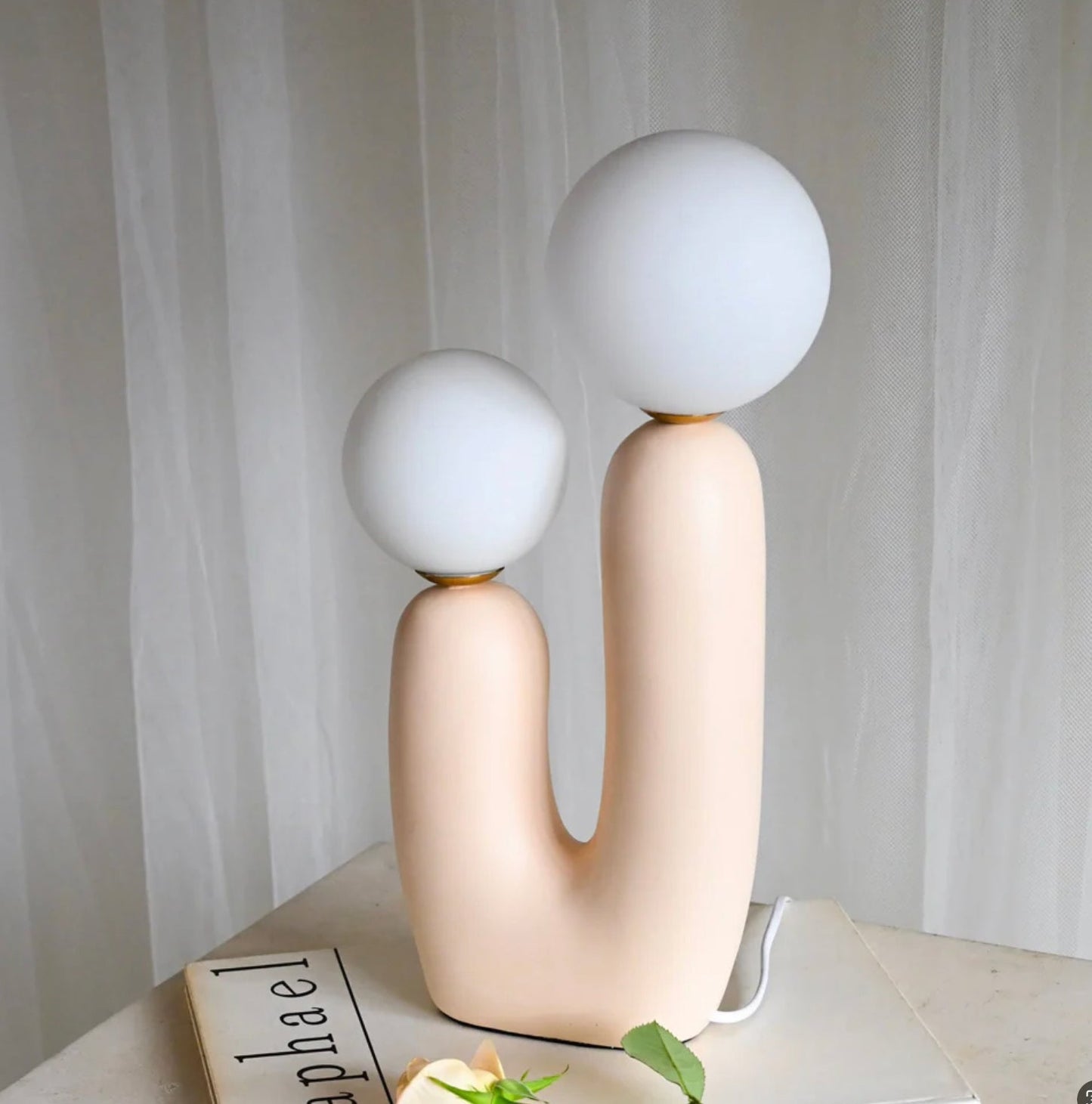 ÉclatDouceur - Luxe Éclairage de Table pour Espaces Ambiants