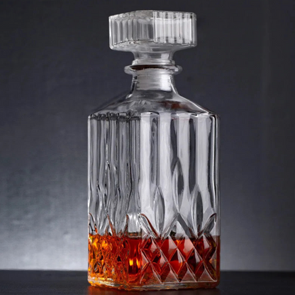 Floroux Glass Decanter Set | Elegant Whisky Decanter | Luxurious Gift Idea | For Spirits and Wine