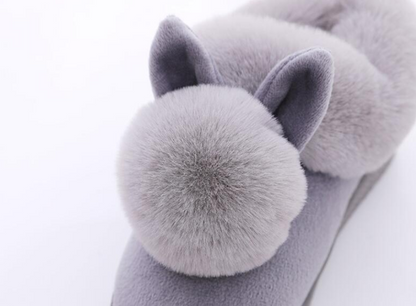 CozyFeet - Luxe Bunny Slippers pour un Confort Ultime