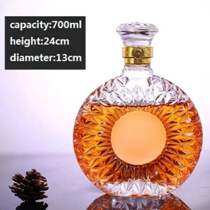Floroux Glass Decanter Set | Elegant Whisky Decanter | Luxurious Gift Idea | For Spirits and Wine