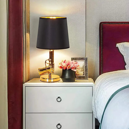 Artistic Glow – Lampe de bureau en forme de pistolet innovante
