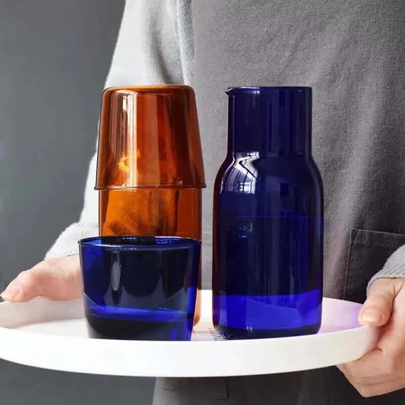 Ensemble de 2 pièces verres de nuit colorés et carafe