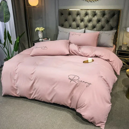 EmbroiLux - Housse de couette luxe avec broderie élégante
