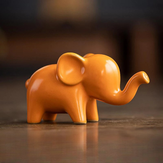 Figures céramiques minimalistes : Girafe & Élèphant – Décoration moderne pour la maison & le bureau