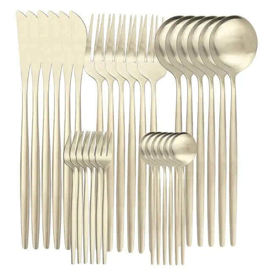 Ensemble de 30 sets de plats