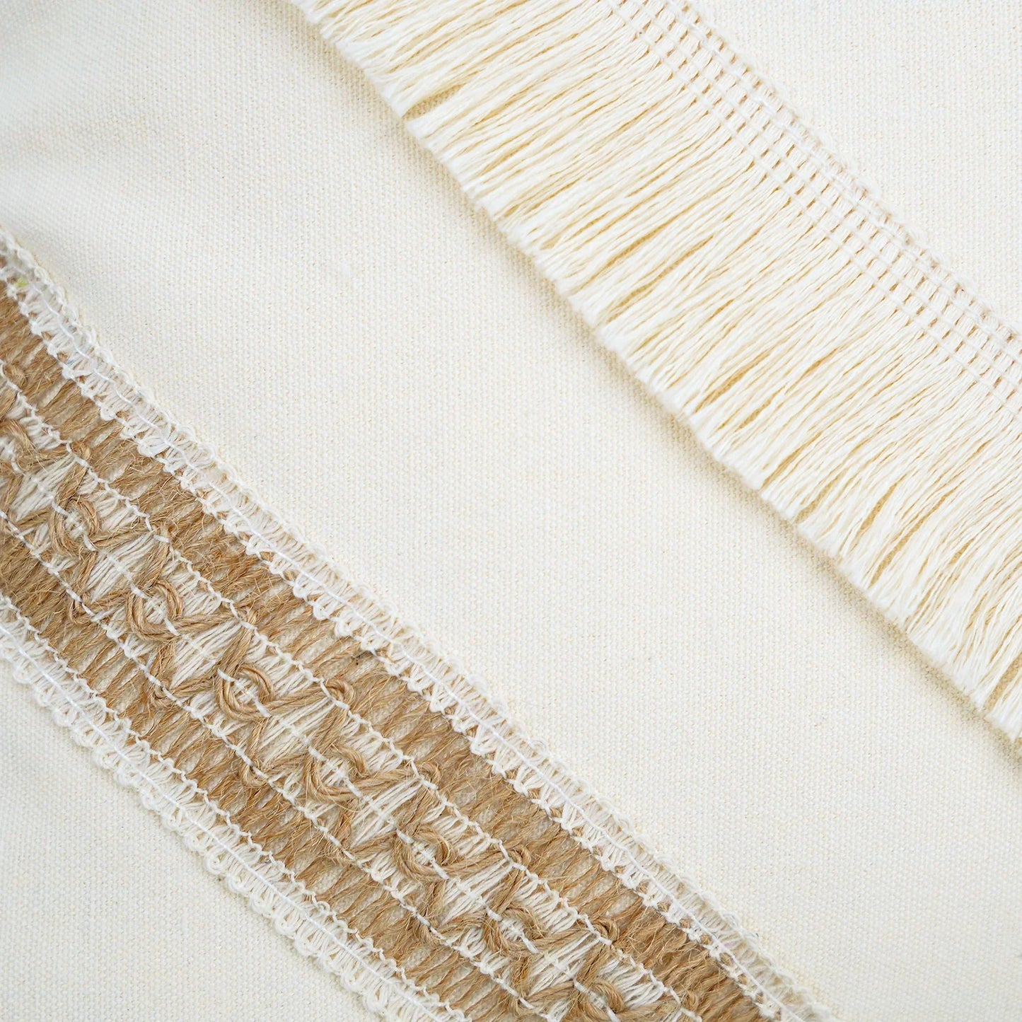 Coussin Boho - Housse de coussin géométrique beige avec franges