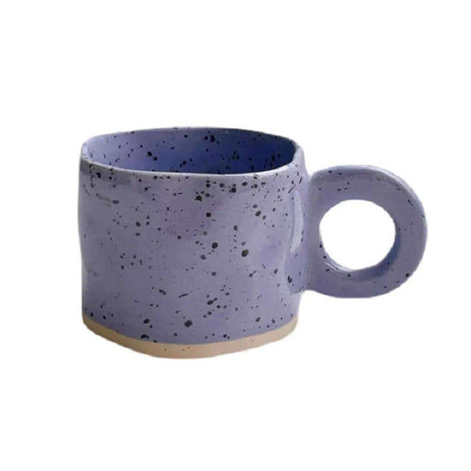 Tasses en porcelaine faite à la main irrégulière couleur bonbon