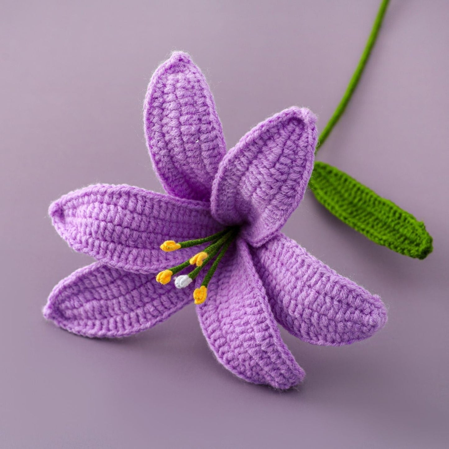 Fleurs au Crochet Lily Décor