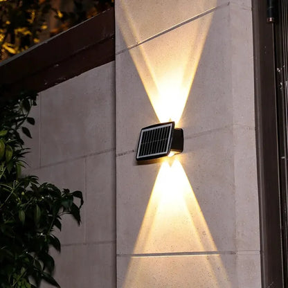 SunGlare – Lampe murale solaire extérieure