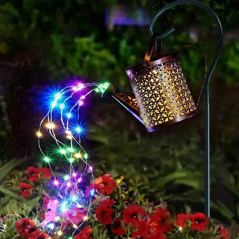Lumière de cascade solaire | Arrosoir lanterne en métal lumière de jardin