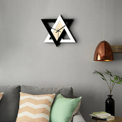 Floroux | Horloge murale style triangle artistique