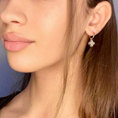CloveLuxe Boucles d'oreilles - Boucles d'oreilles symboliques élégantes
