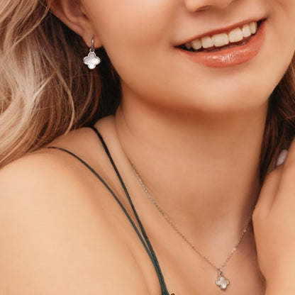 CloveLuxe Boucles d'oreilles - Boucles d'oreilles symboliques élégantes