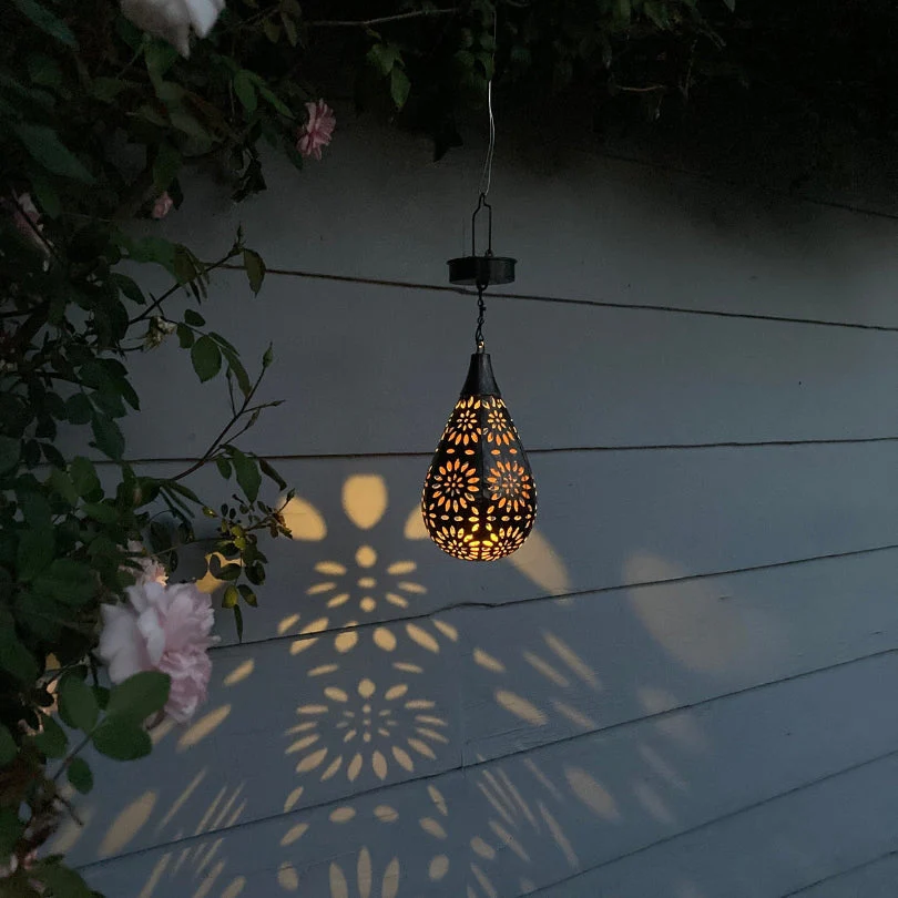 Luminaires suspendus d'extérieur à énergie solaire – LumaBright