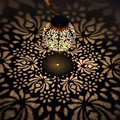 Lampe suspendue de jardin solaire LED étanche - RadiantGlow