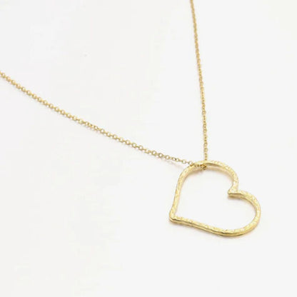 BoldHeart Collier – Élégante Pendentif Cœur Ouvert