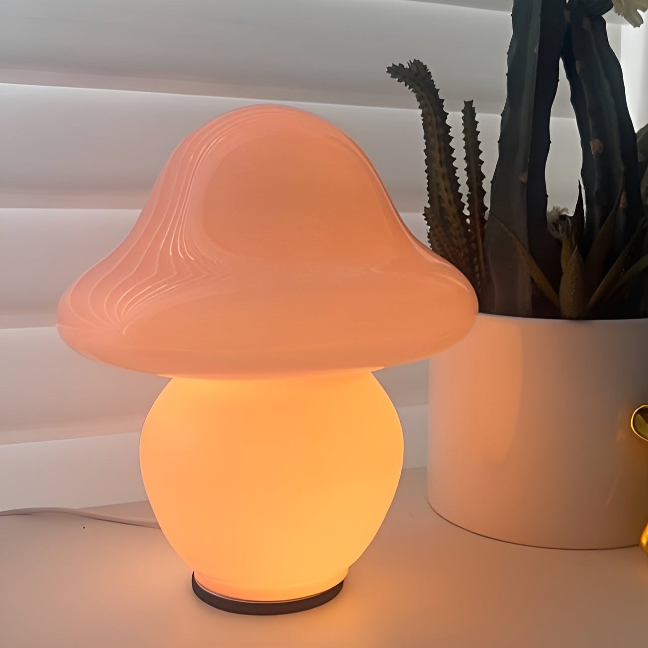 Floroux | Élégante lampe en forme de champignon