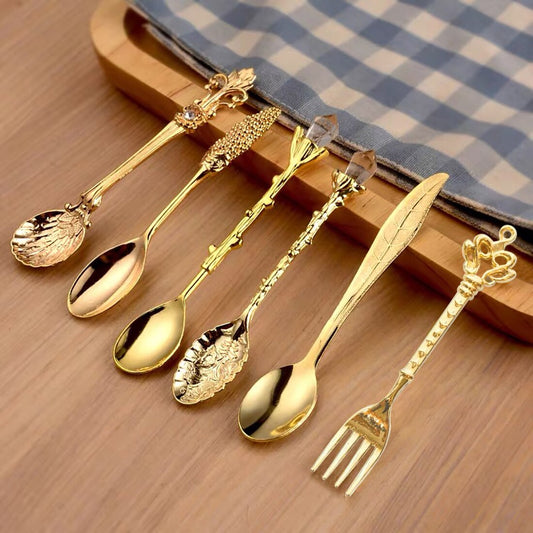 Ensemble de Cuillères à Café – Sculptées Vintage – Alliage de Zinc Rétro – Cuillères à Dessert – Ustensiles de Cuisine