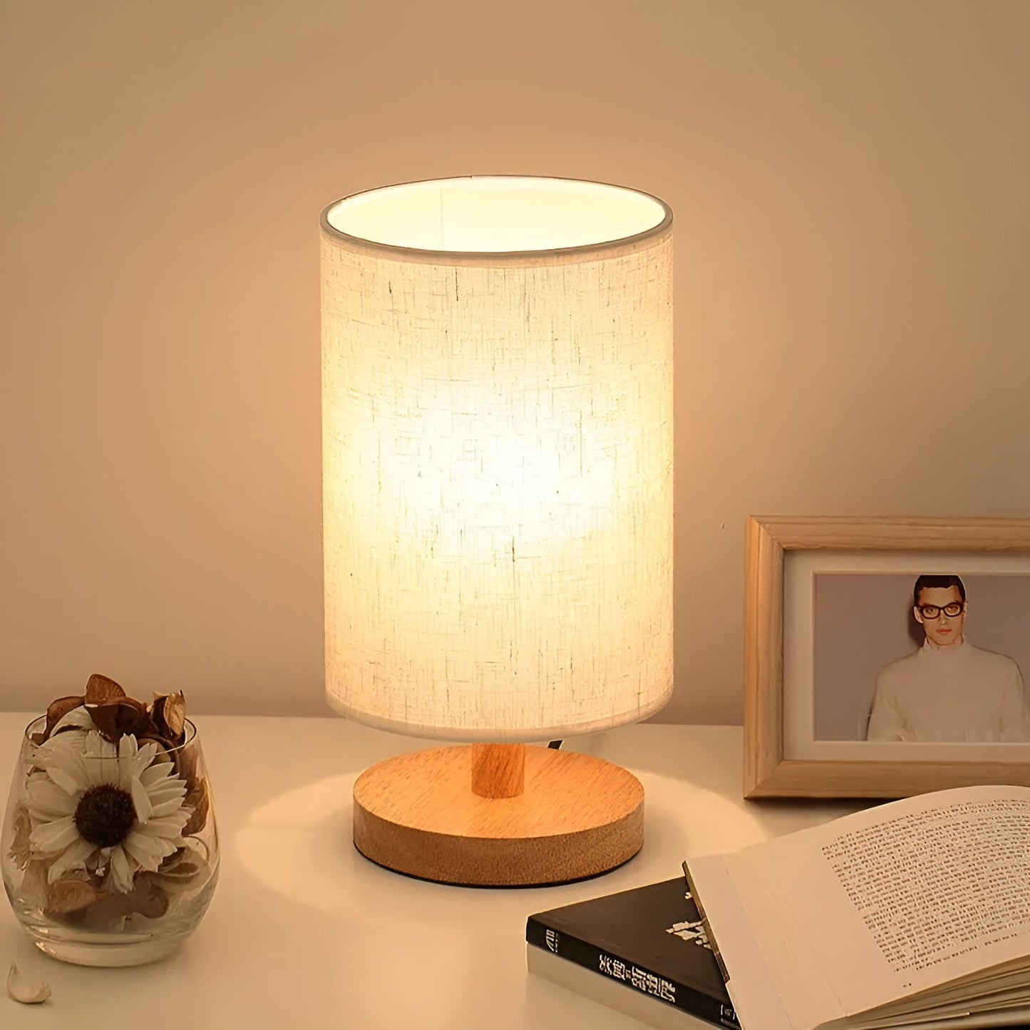 Élégante ZenShade LED - Lampe de table pour un éclairage de chambre de luxe