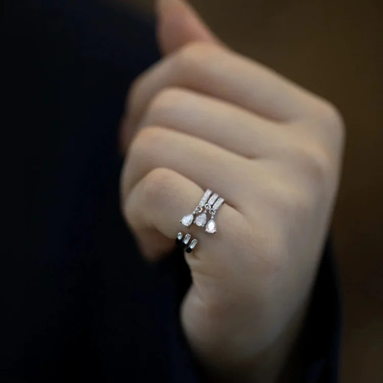 Bague Goutte d'Eau Ajustable Élégante - Collection Isaline