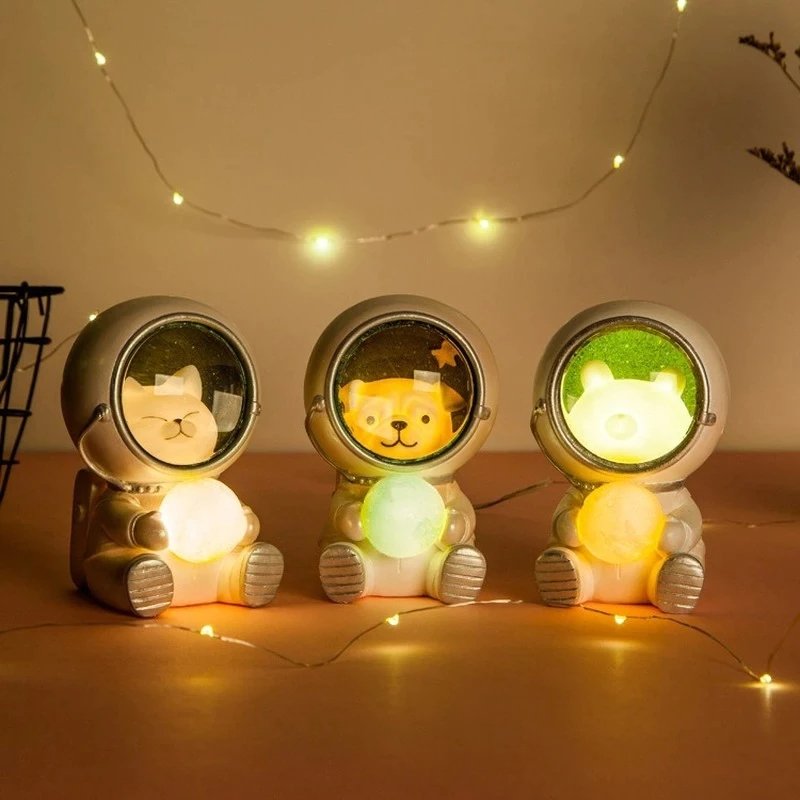 Lampe pour animaux de compagnie astronaute