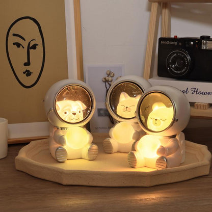 Lampe pour animaux de compagnie astronaute