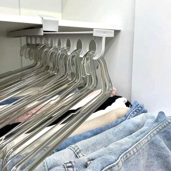 Système d'organisateur de placard extensible et gain de place Drawspace