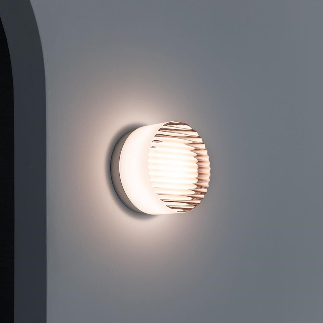 LumLight Lampe Murale LED Élégante - Pour un Confort de Vie Moderne et Durable