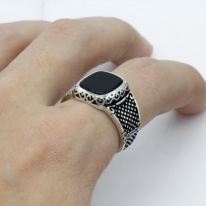 Bague élégante en onyx noir et argent pour l'homme moderne - Max