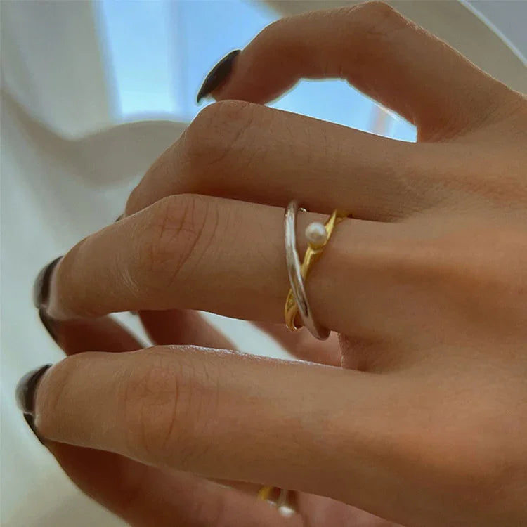 Bague croisée élégante en argent sterling avec magnifique perle - Collection Alina